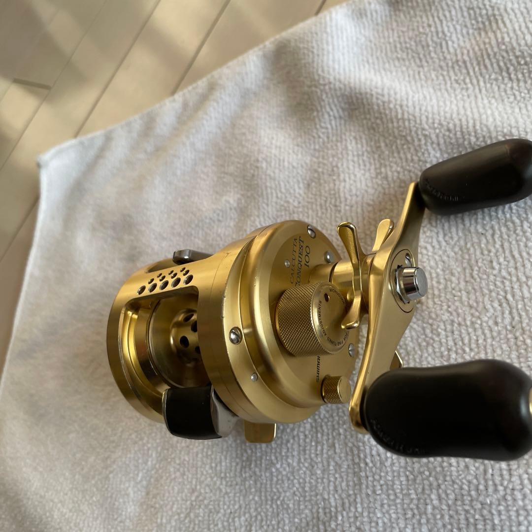 SHIMANO CALCUTTA CONQUEST 100 ベイトリール