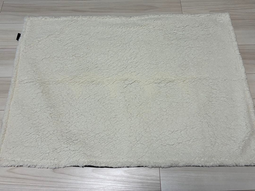 【未使用】muta 黒&白ブランケット