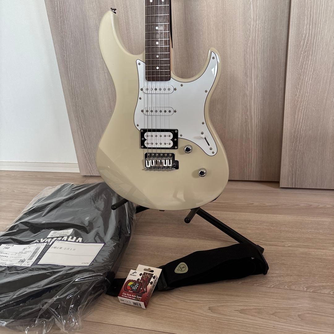 YAMAHA PACIFICA 112V 人気色　美品　ケース＋おまけ付き