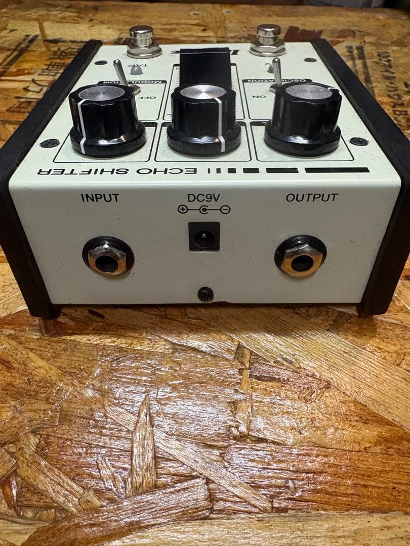 Ibanez ECHO SHIFTER エフェクター