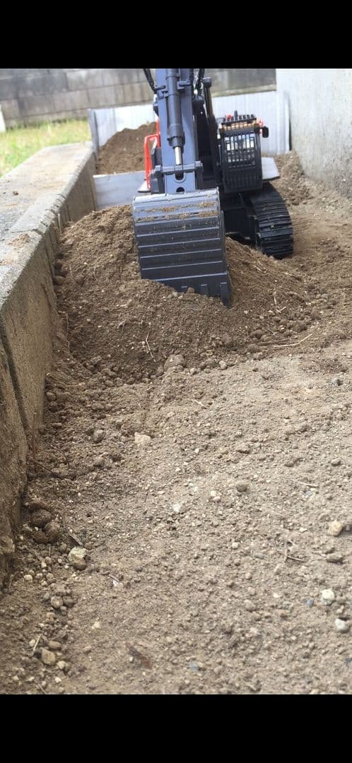 パワーショベルラジコン 1/14 RC建機　Huina 22ch動作システム