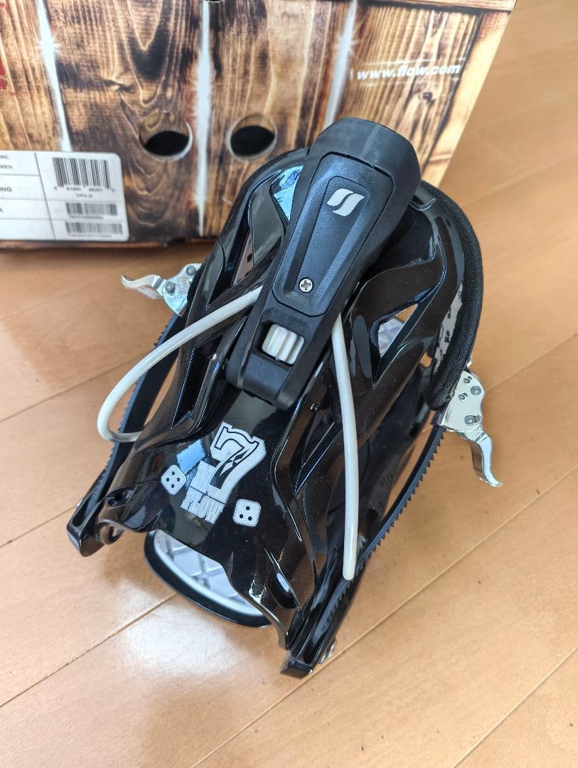 FLOW スノーボード用ビンディング ブラック　M7