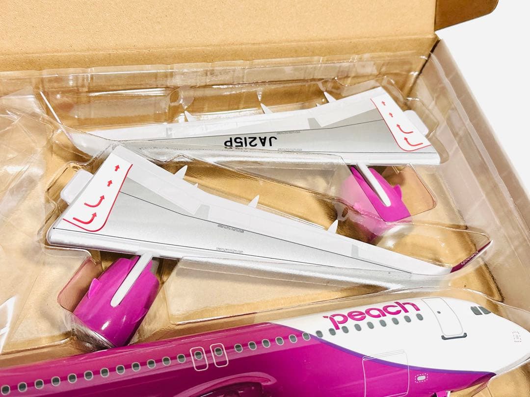 クロスウィング 1/100 Peach A320neo (Ever Rise製)