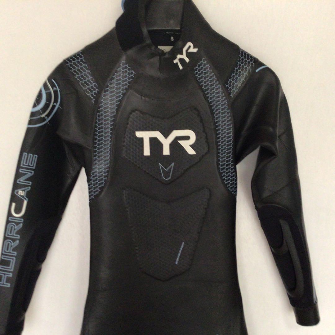 値下げ中！TYR ハリケーン　レディース　トライアスロン　ウエットスーツ　S