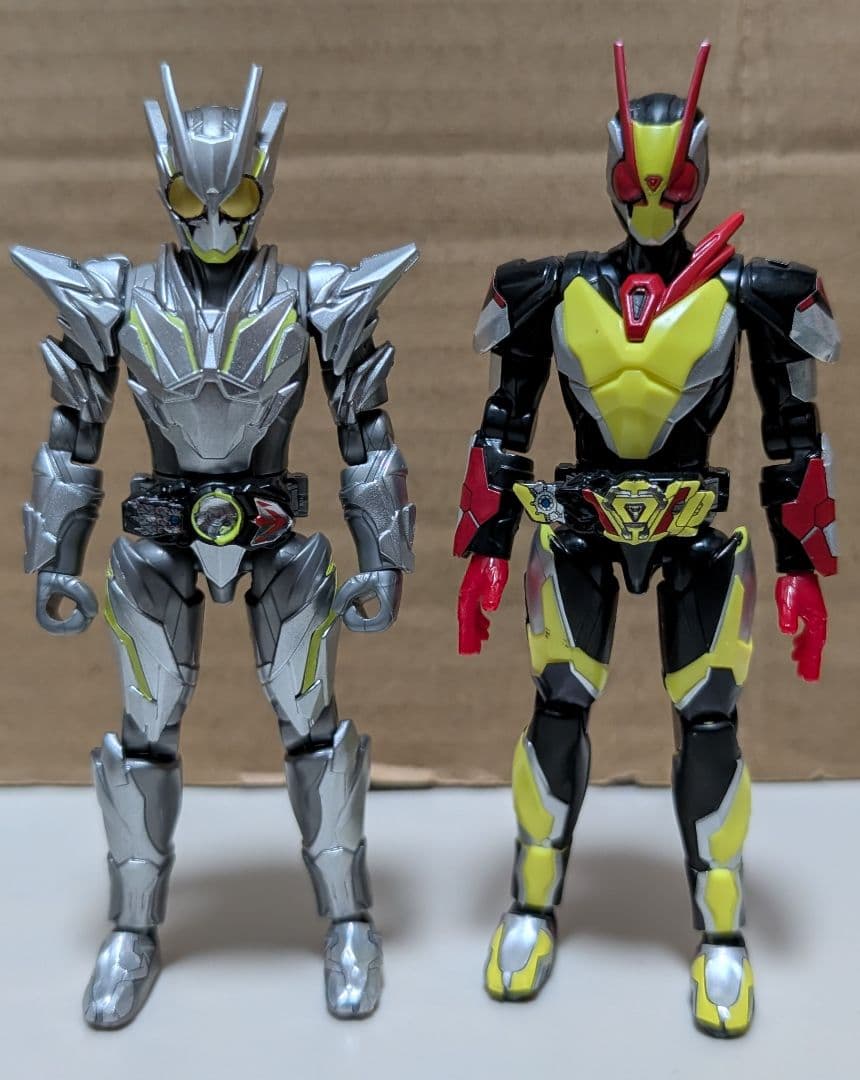 装動　仮面ライダーゼロワン セット