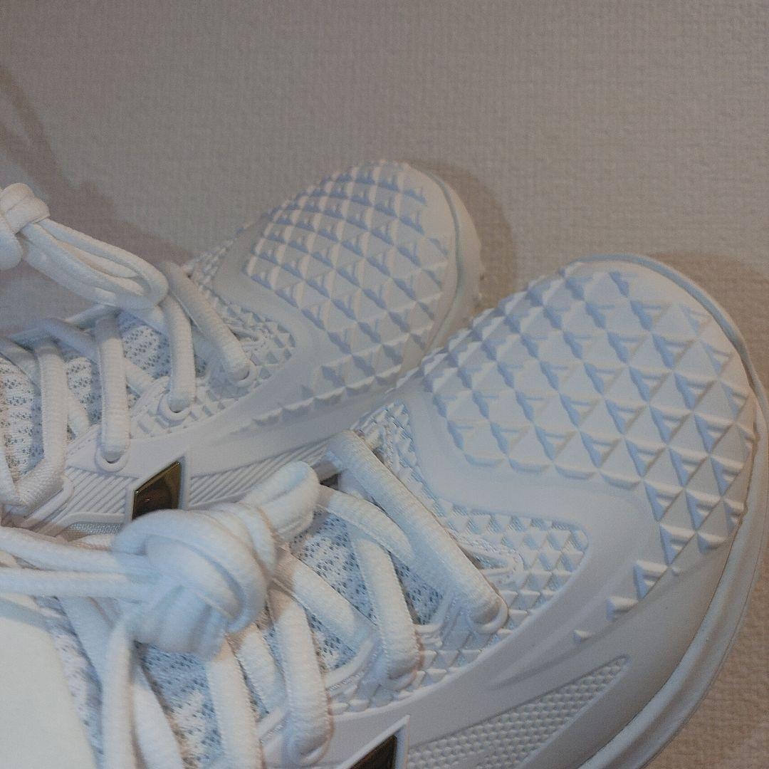 ニューバランス　トレーニングシューズ 24.5cm　ホワイト×ゴールド　大谷翔平