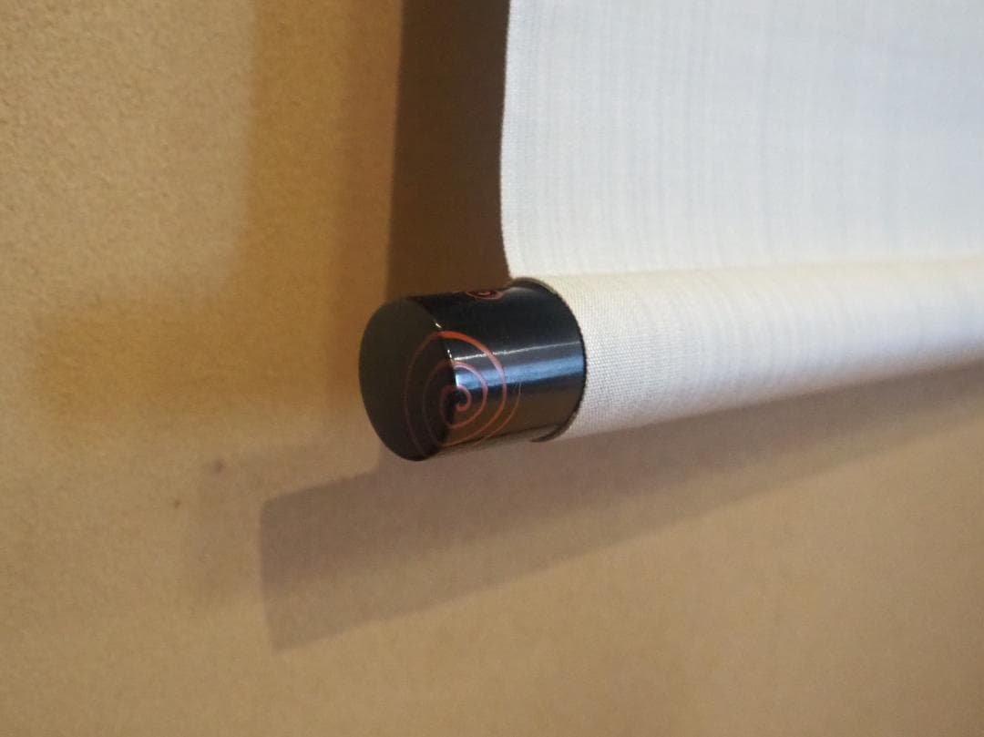 裏千家15世鵬雲斎千玄室大宗匠御染筆一行書『山花咲鳥歌』掛軸（共箱）