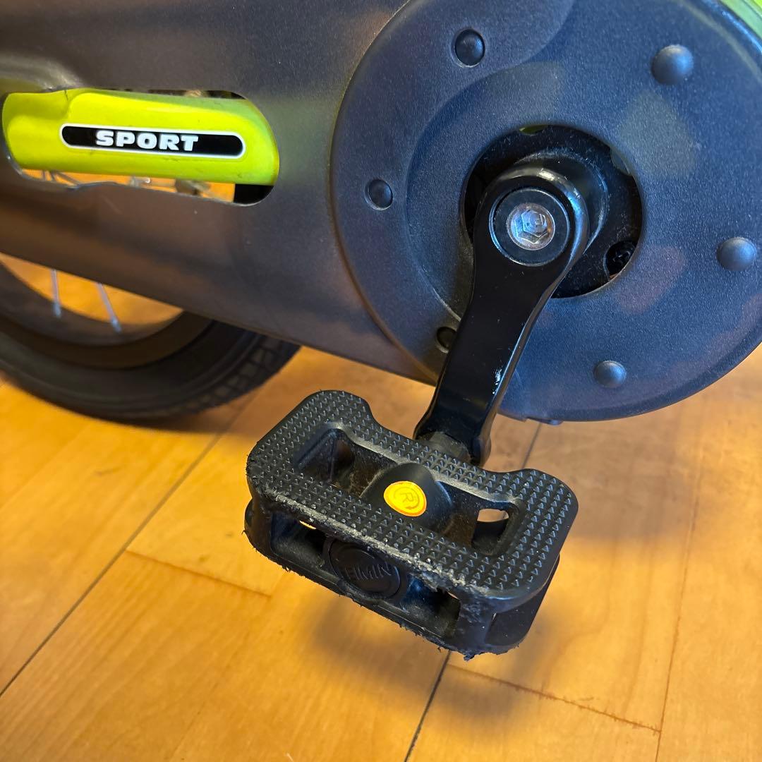 室内保管　STRIDERストライダー　14x ライムイエロー　純正スタンド