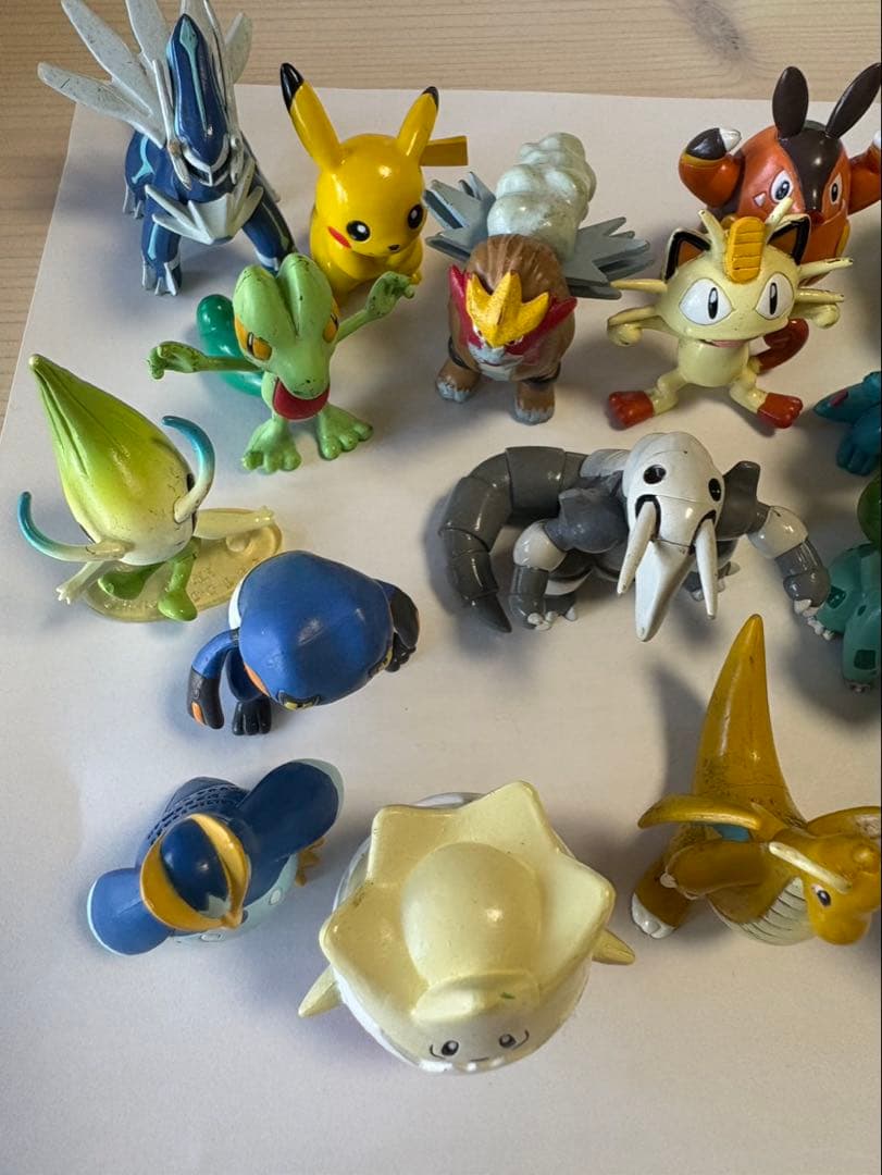 ポケモン　フィギュア　モンコレ　TOMY