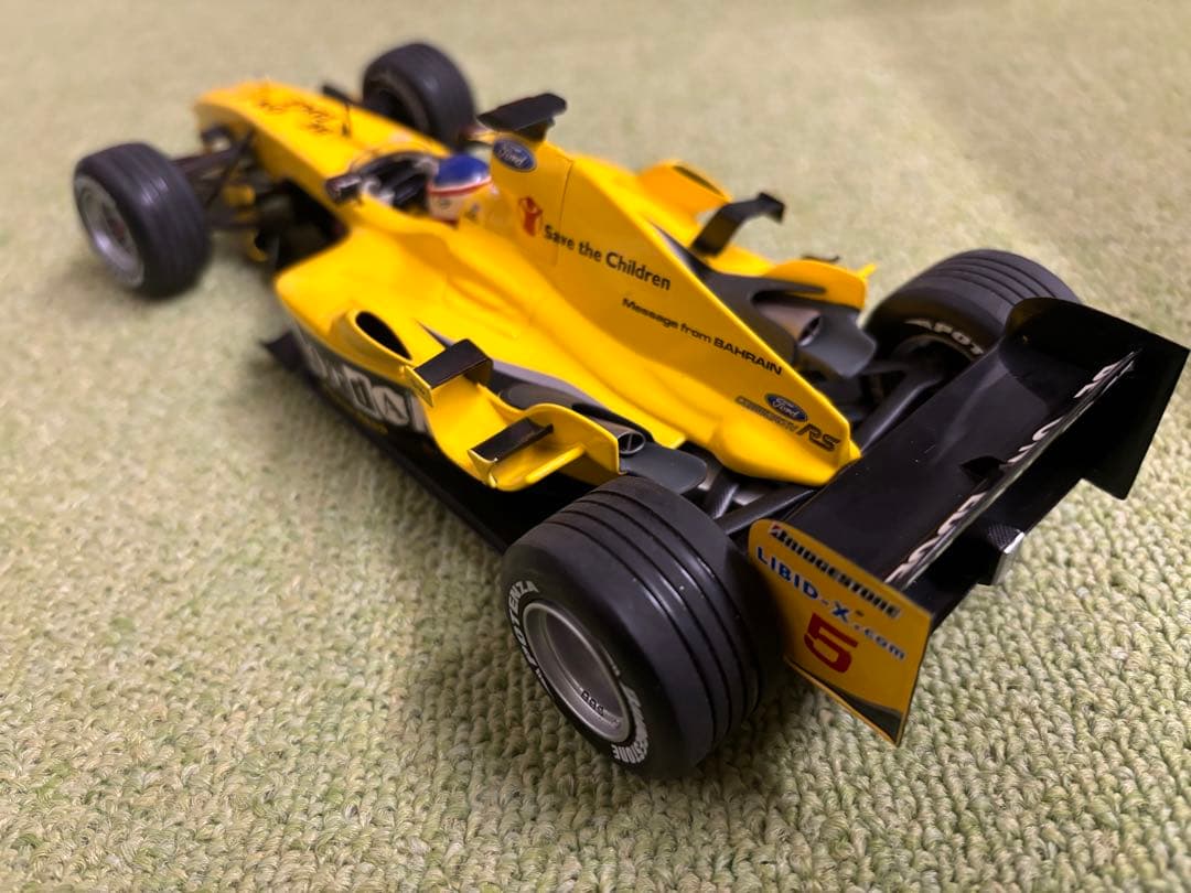 【ミニチャンプス　ジョーダン　フォード EJ14 2004年　1/18】