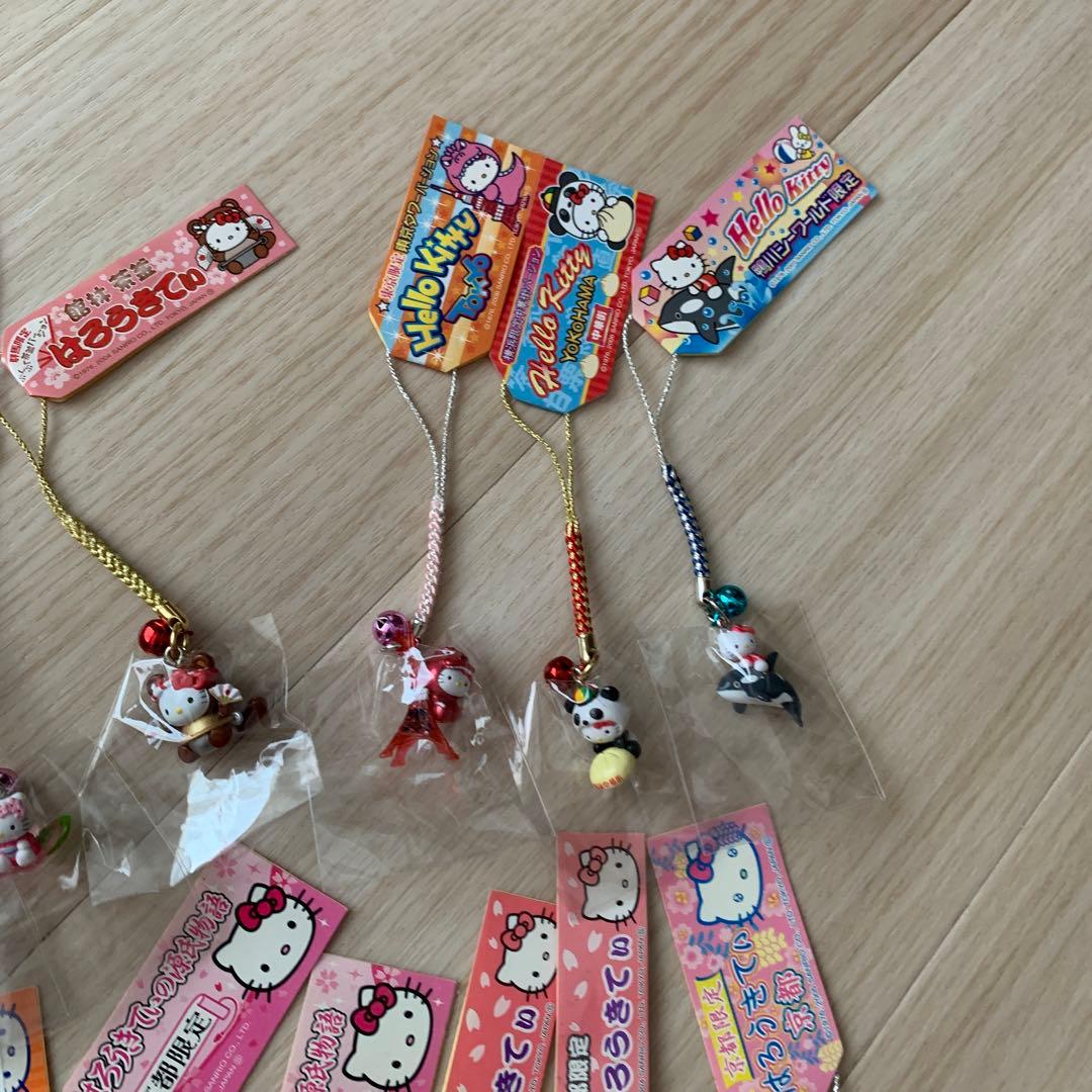 ハローキティご当地ストラップ31個セット