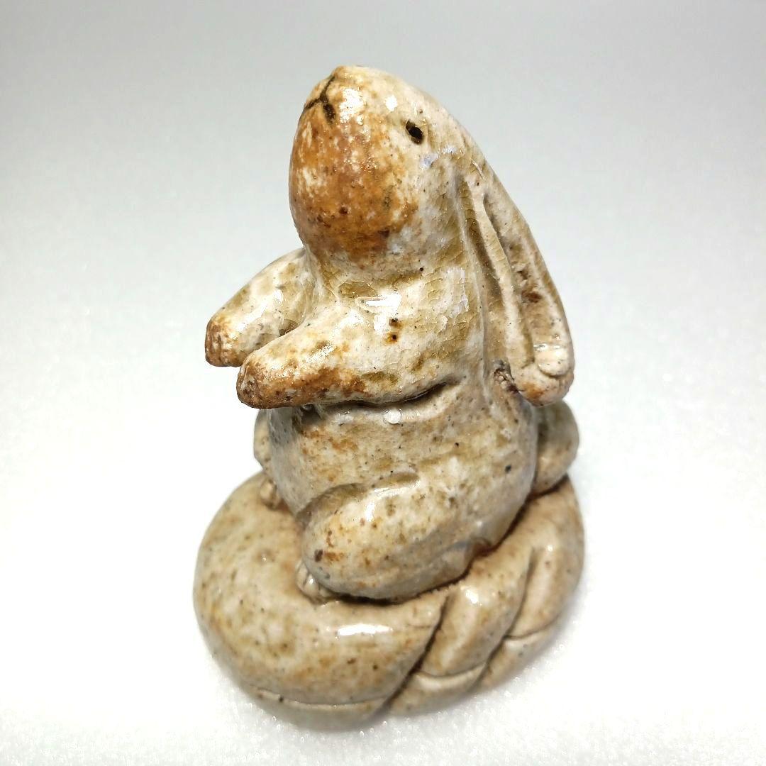 茶道具 香合 (卯) ４代 楽斎 信楽焼