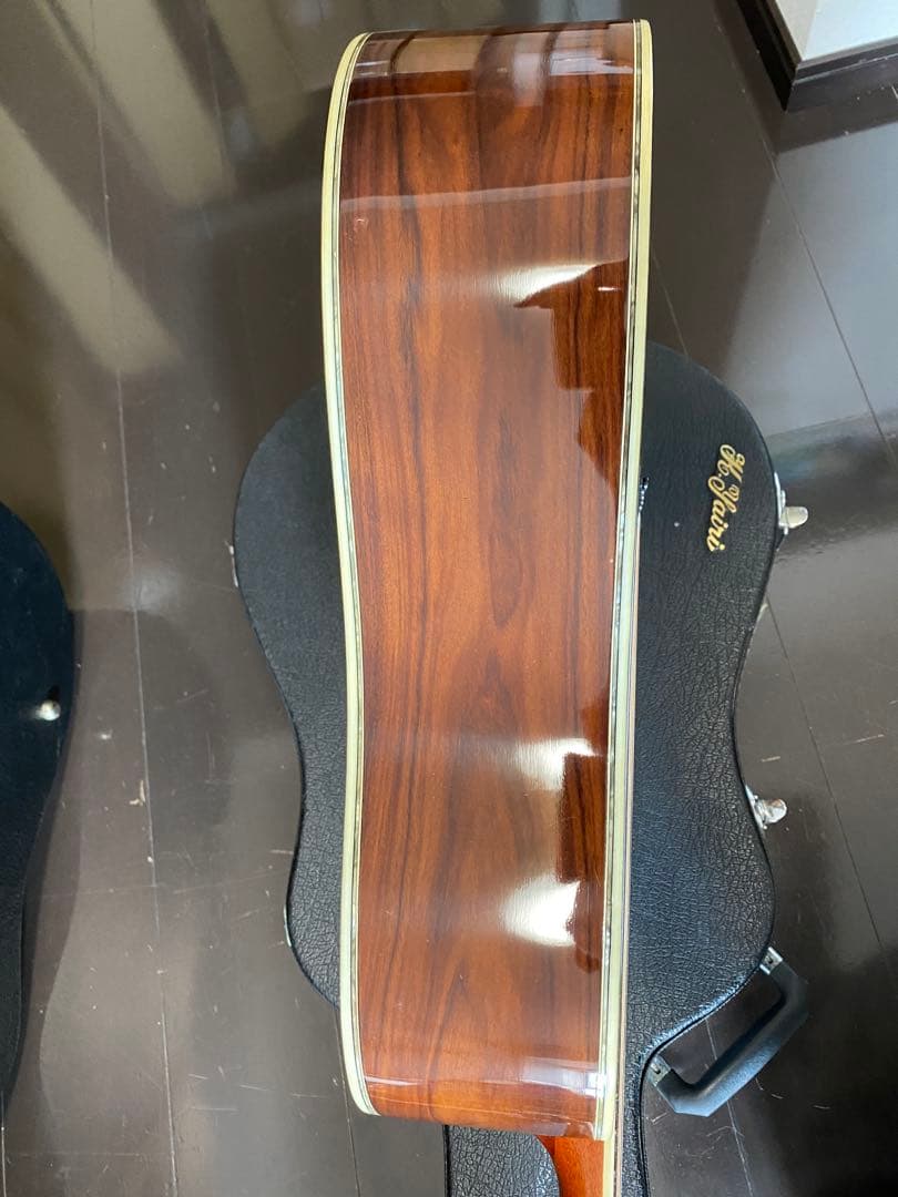 アコースティックギター　k.yairi