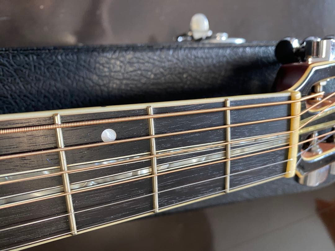 アコースティックギター　k.yairi