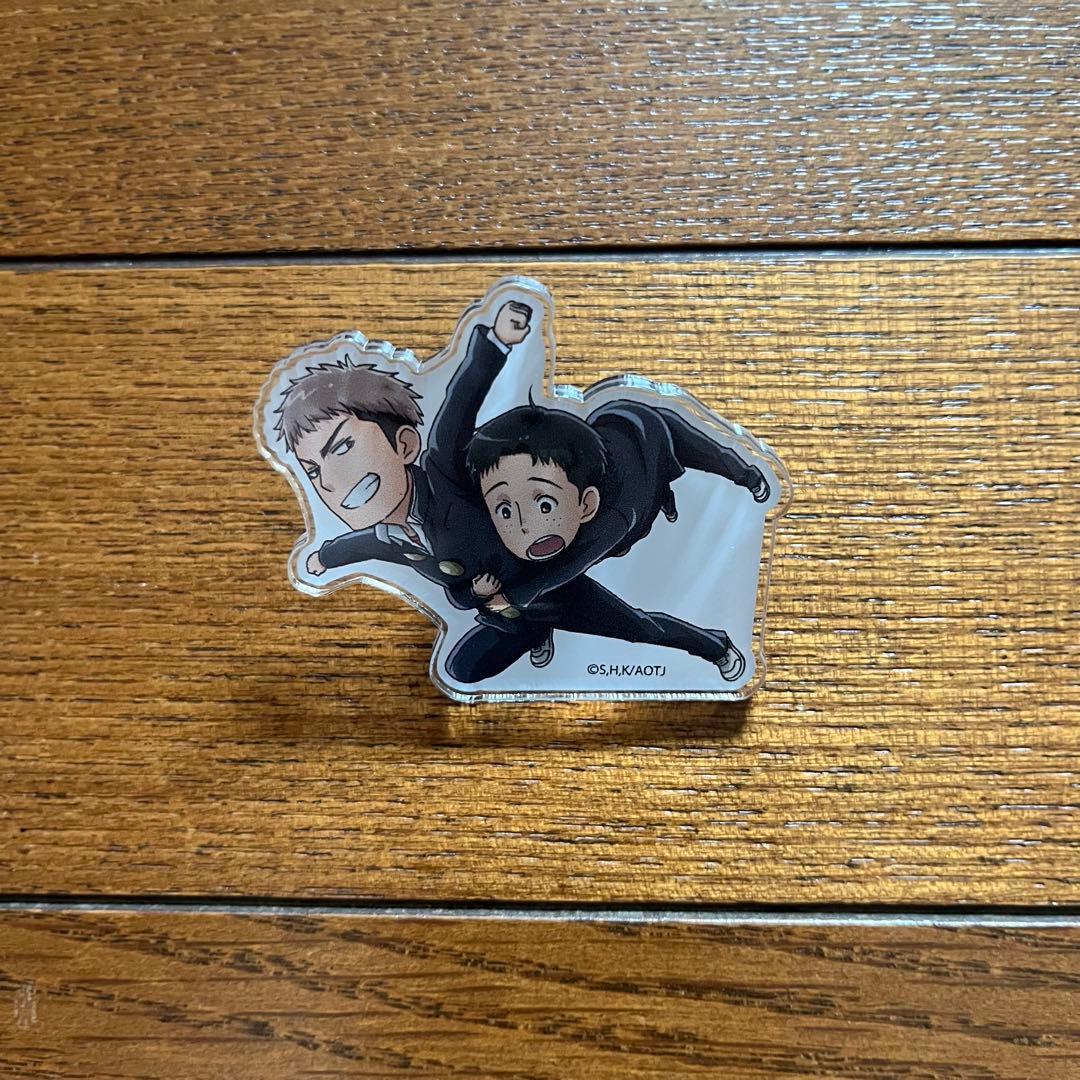 進撃の巨人　巨人中学校　巨中　アクリルバッジ　ジャン　マルコ　バッジ　ピンバッジ