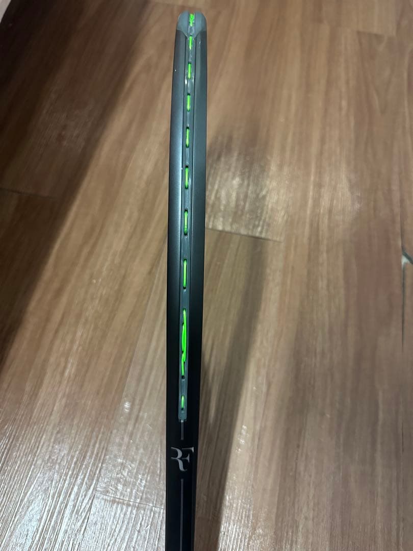 Wilson RF テニスラケット