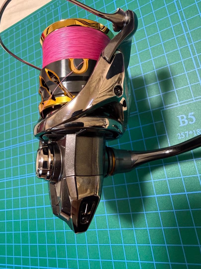 シマノ　20 ツインパワー　2500S