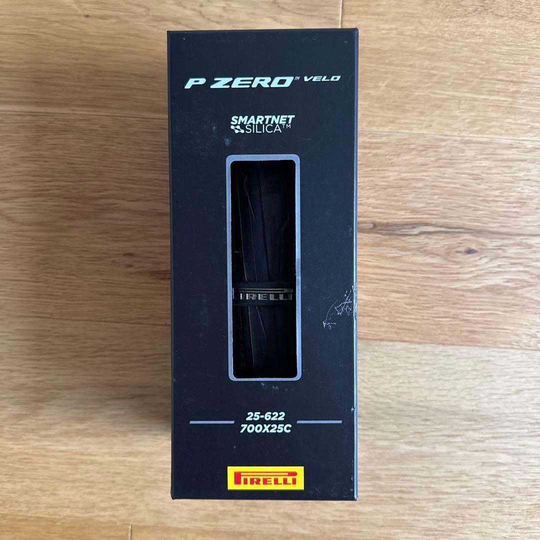 Pirelli P ZERO VELO 700x25C クリンチャータイヤ