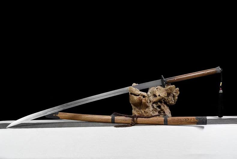 苗刀 繍春刀 牛尾刀 手鍛造打 鋼刀 冷兵器 古兵器 刀装具 護身工具 両手刀