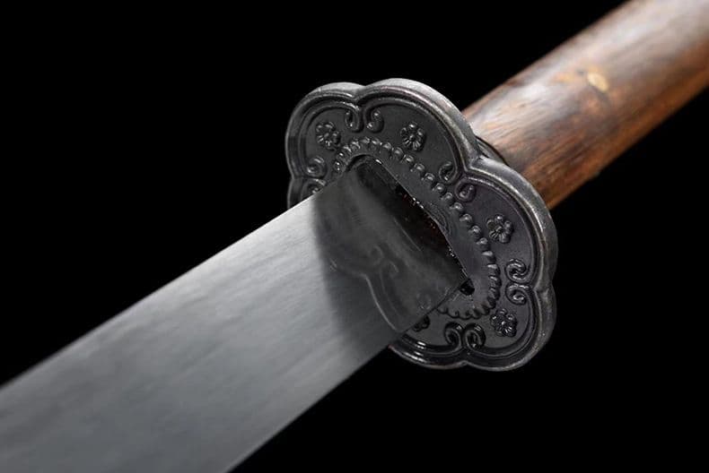 苗刀 繍春刀 牛尾刀 手鍛造打 鋼刀 冷兵器 古兵器 刀装具 護身工具 両手刀