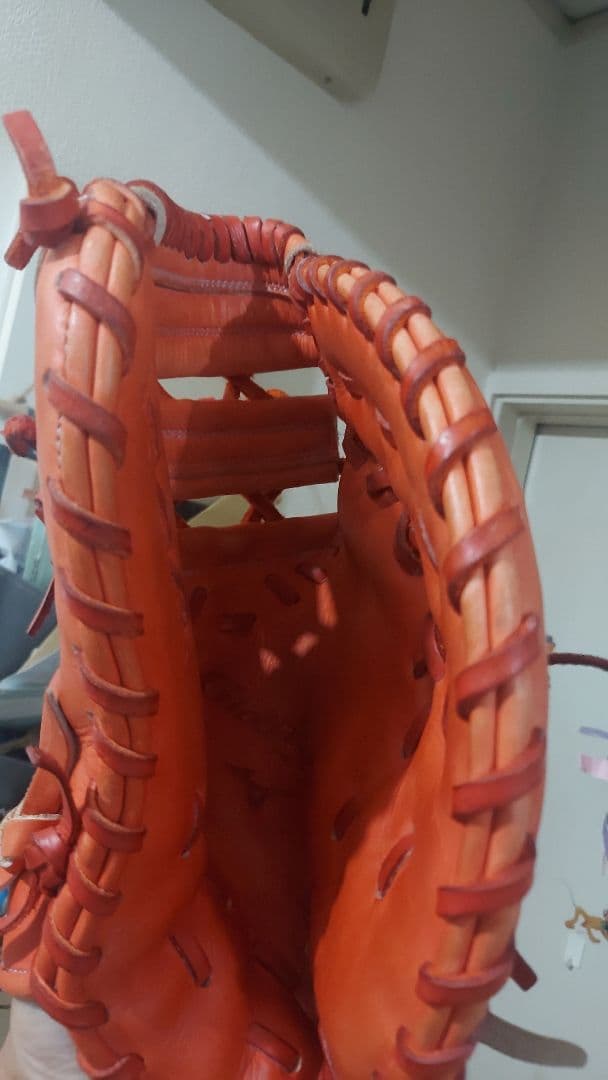 ミズノ 軟式ファーストミット大人用～子供用の間くらい