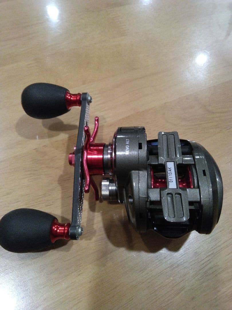 アブガルシア　レボALT　ZPIハンドル　シルバー　スタードラグ仕様