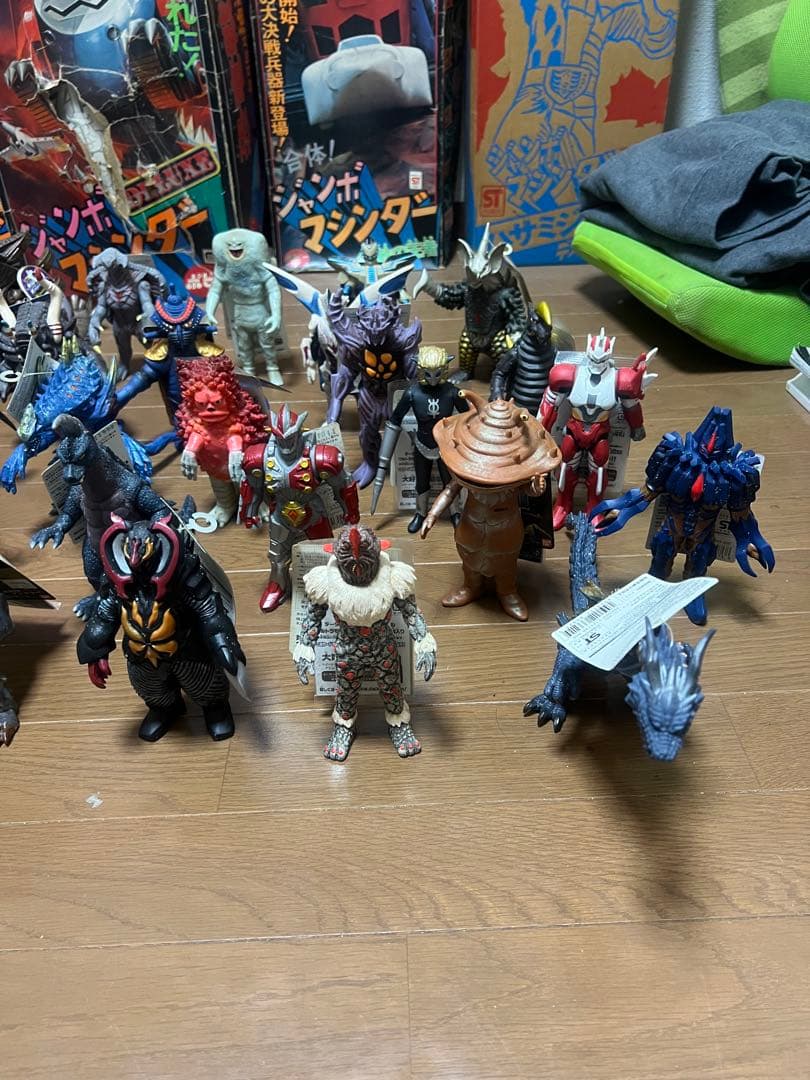 ウルトラマンシリーズ 怪獣フィギュア コレクション42体セット　未使用　バンダイ