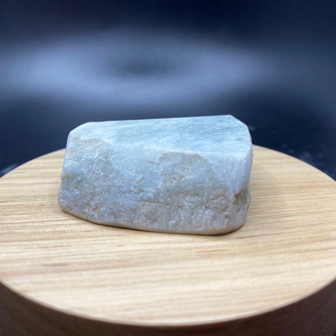 【1331】糸魚川産　翡翠　原石　緑　78g　天然石　ヒスイ　パワーストーン