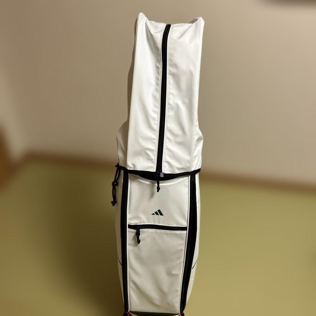 アディダス　コードカオス　軽量キャディバック 新品未使用　　　値下げ交渉可能