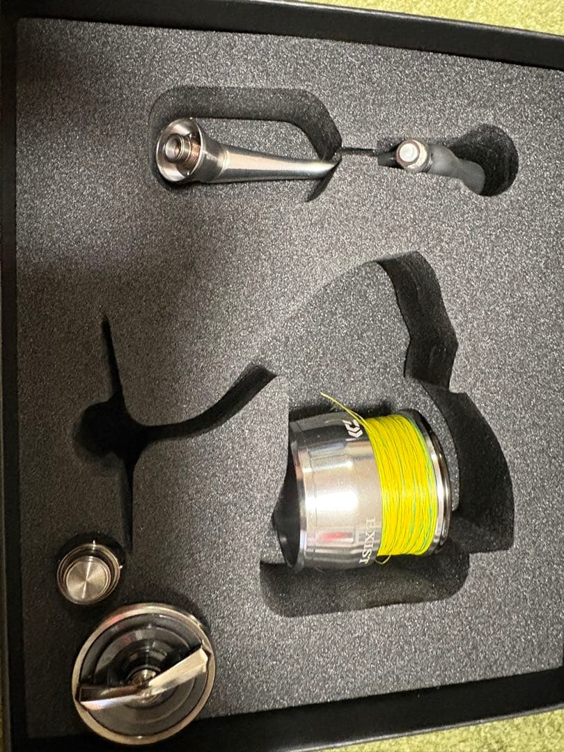 DAIWA 22 EXIST LT2500S リール