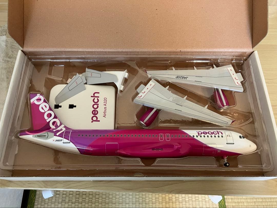 peach Airbus A320 1/100モデル