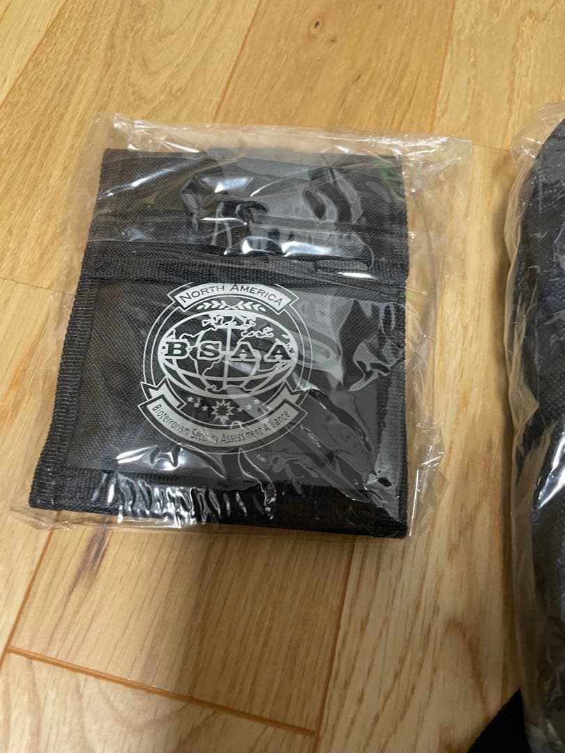 バイオハザード　BSAAバック　ポーチ4点セット