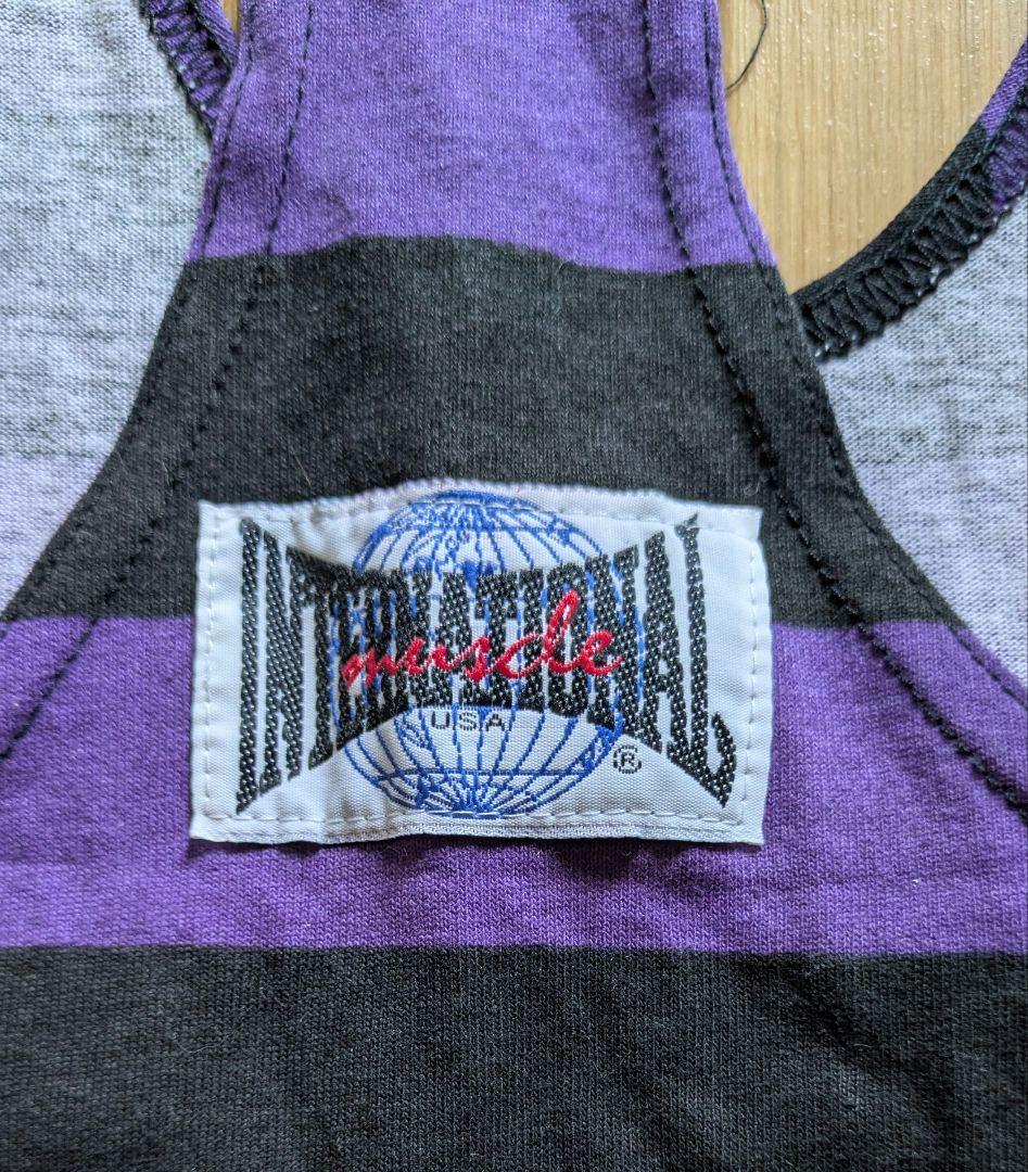 ボディビル タンクトップ