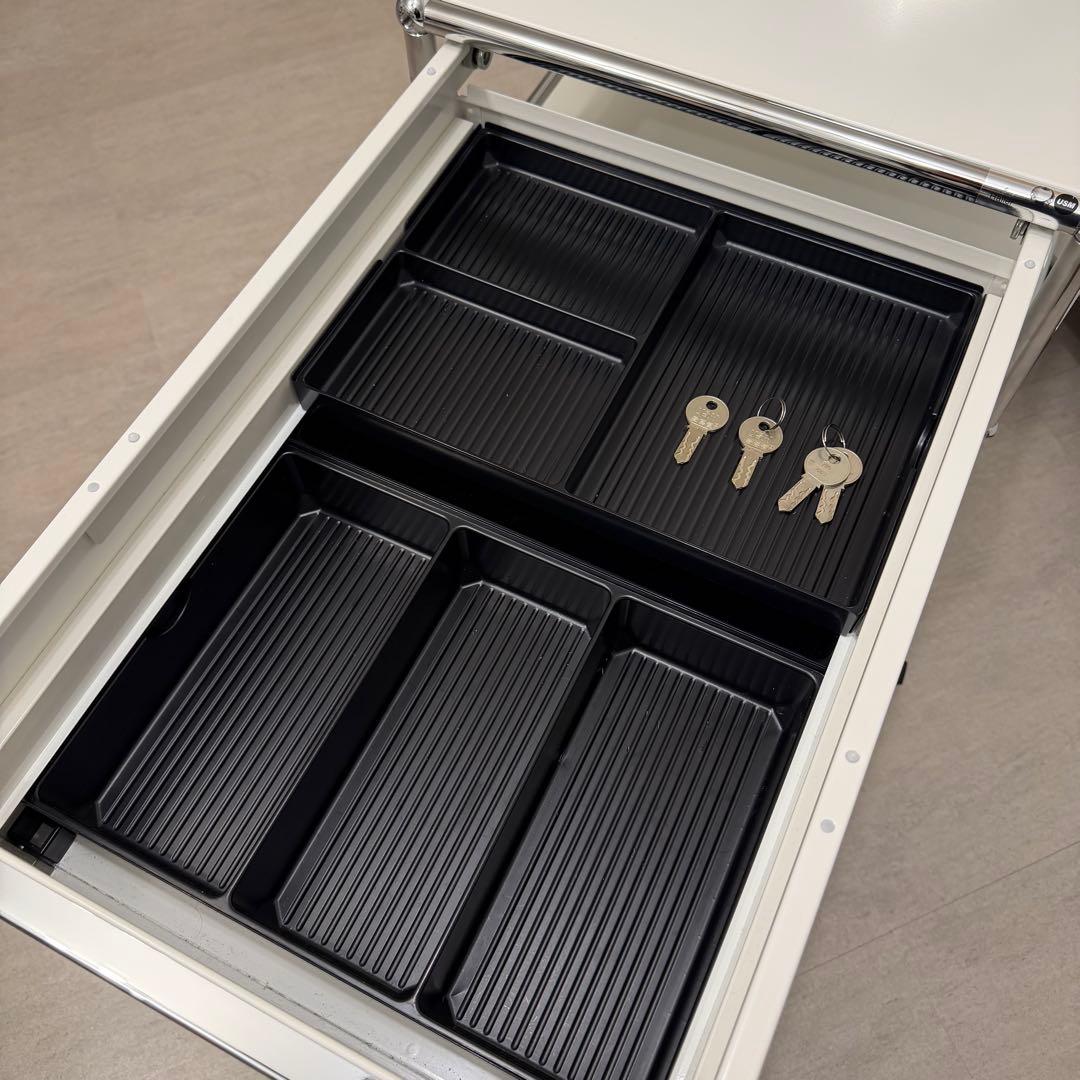 USM ハラー システム 2段 ロールボーイ ピュアホワイト デスク ワゴン