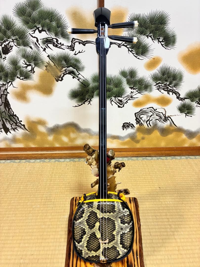 沖縄三線　島黒木！島クルチ！江戸ユナー型！本蛇皮一枚張り！