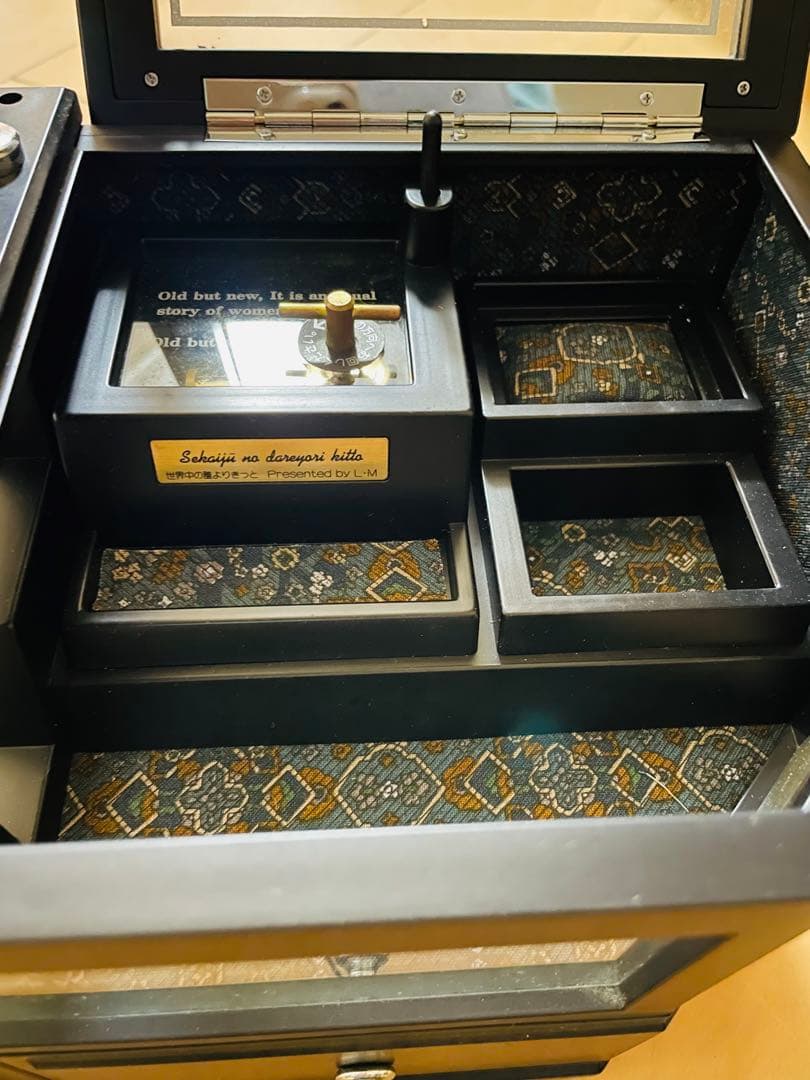 LADY-MATE 木製ジュエリーボックス