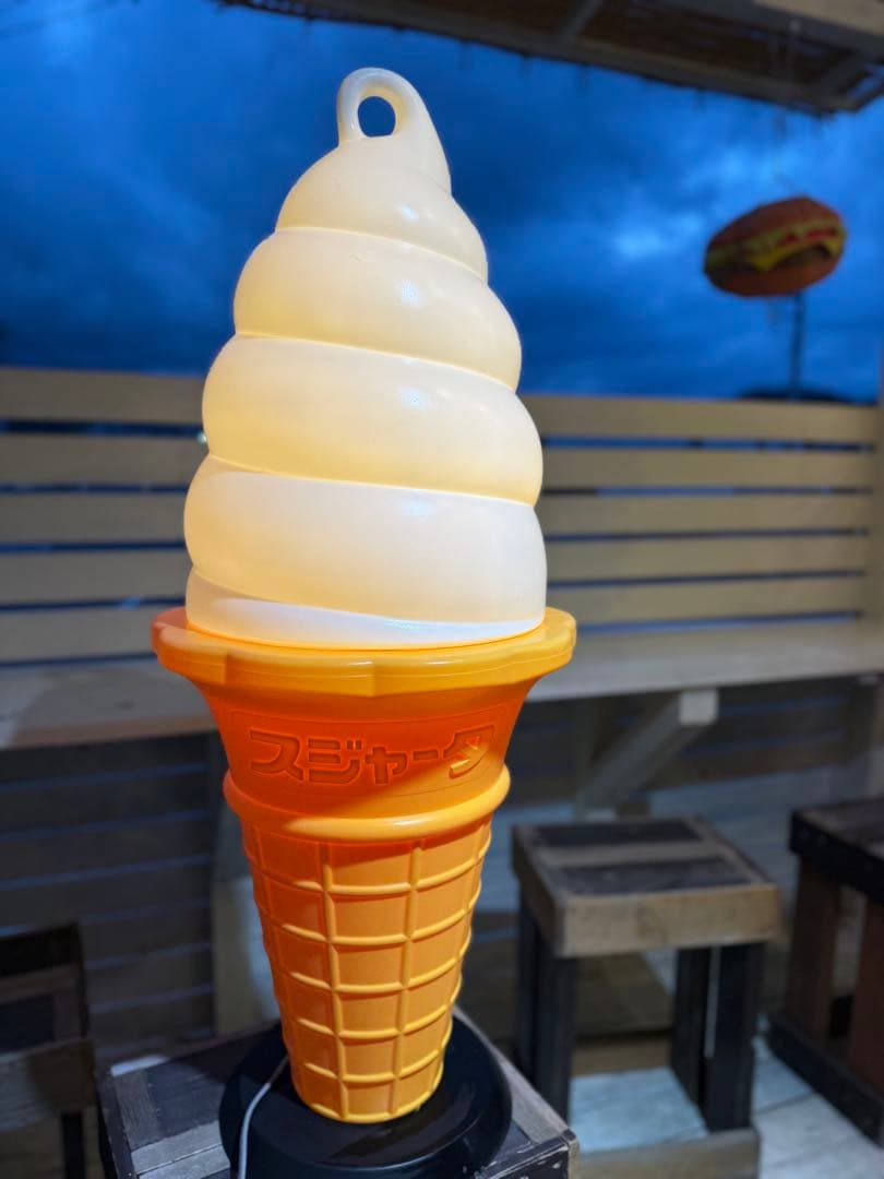 スジャータめいらく TOMI ソフトクリームディスプレイ B