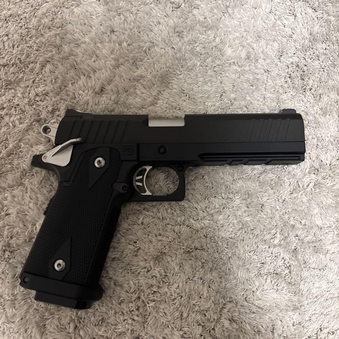 東京マルイ Hi-CAPA E 18歳以上　電動ハンドガン