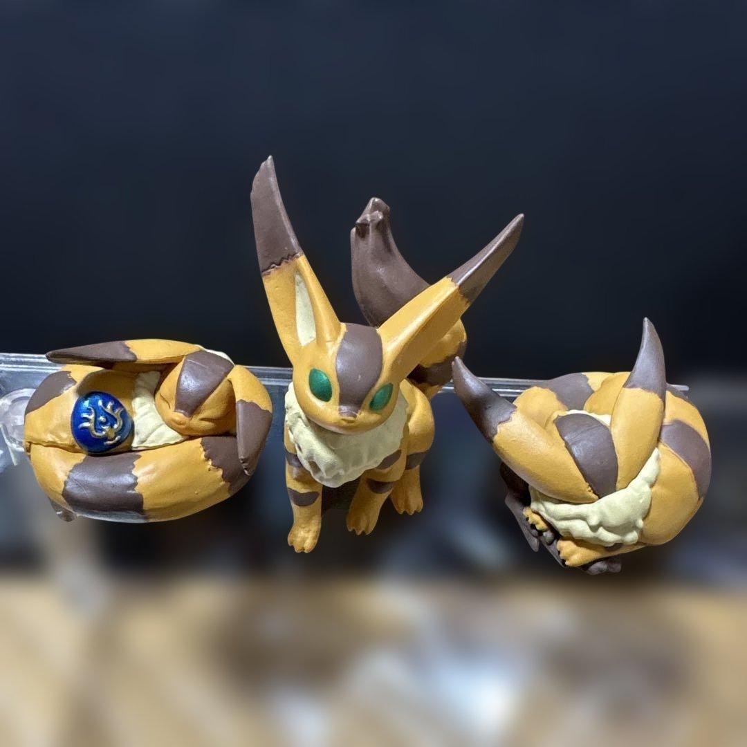 ポーズがいっぱいコレクション キツネリス おてだまぬいぐるみ テト