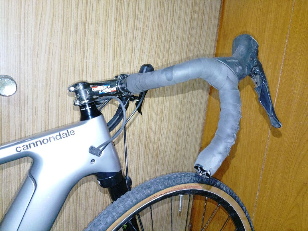 キャノンデール　トップストーンネオカーボンレフティ3　　グラベルロード