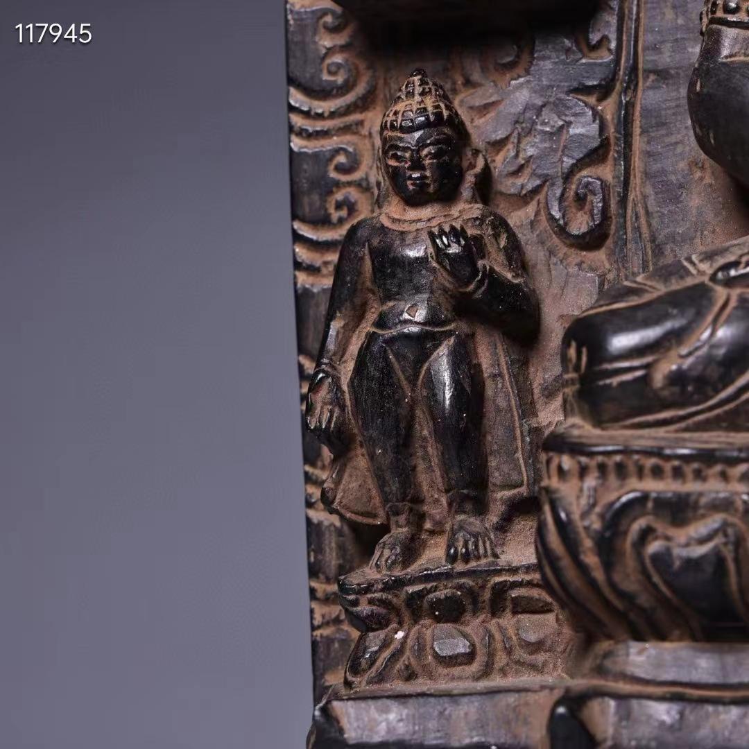 中国古美術·珍品旧蔵チベット収老純手作り高浮彫刻青石蔵伝長寿仏仏像一尊·供養仏像