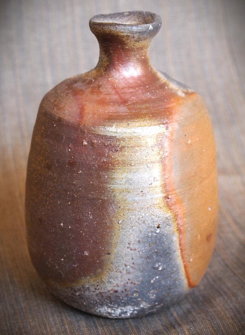 最上作★中村真【師：中村六郎・金重道明】備前（窯変）徳利★共箱