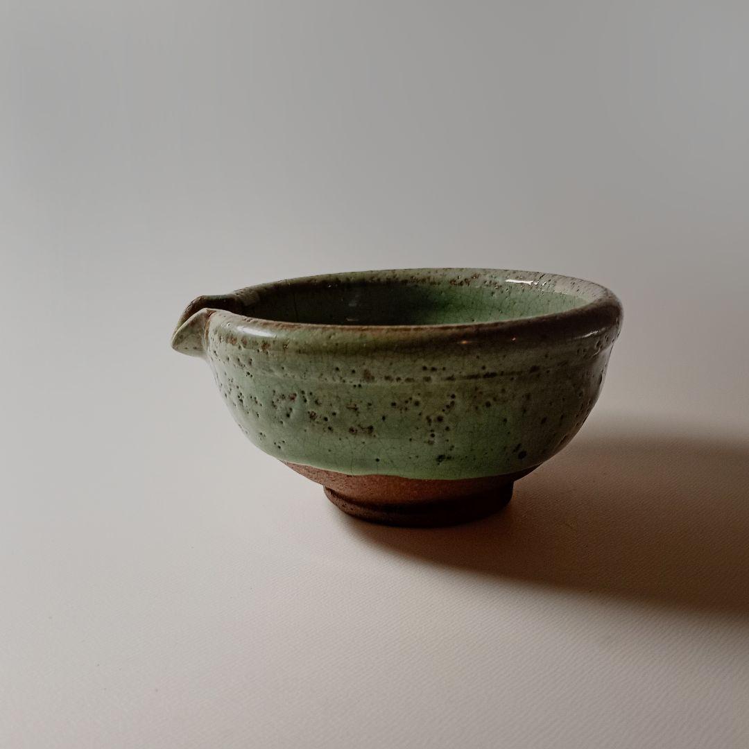 古唐津　緑釉片口