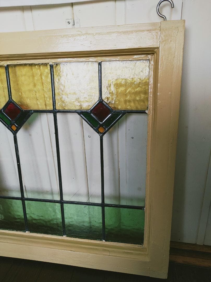 アンティーク　ステンドグラス窓枠　ｗ４８,８×h５１×ｄ4，2㎝