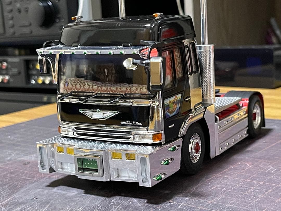 デコトラ‼️1/32 アオシマ製★プロフィア・トレーラーヘッド★完成品★
