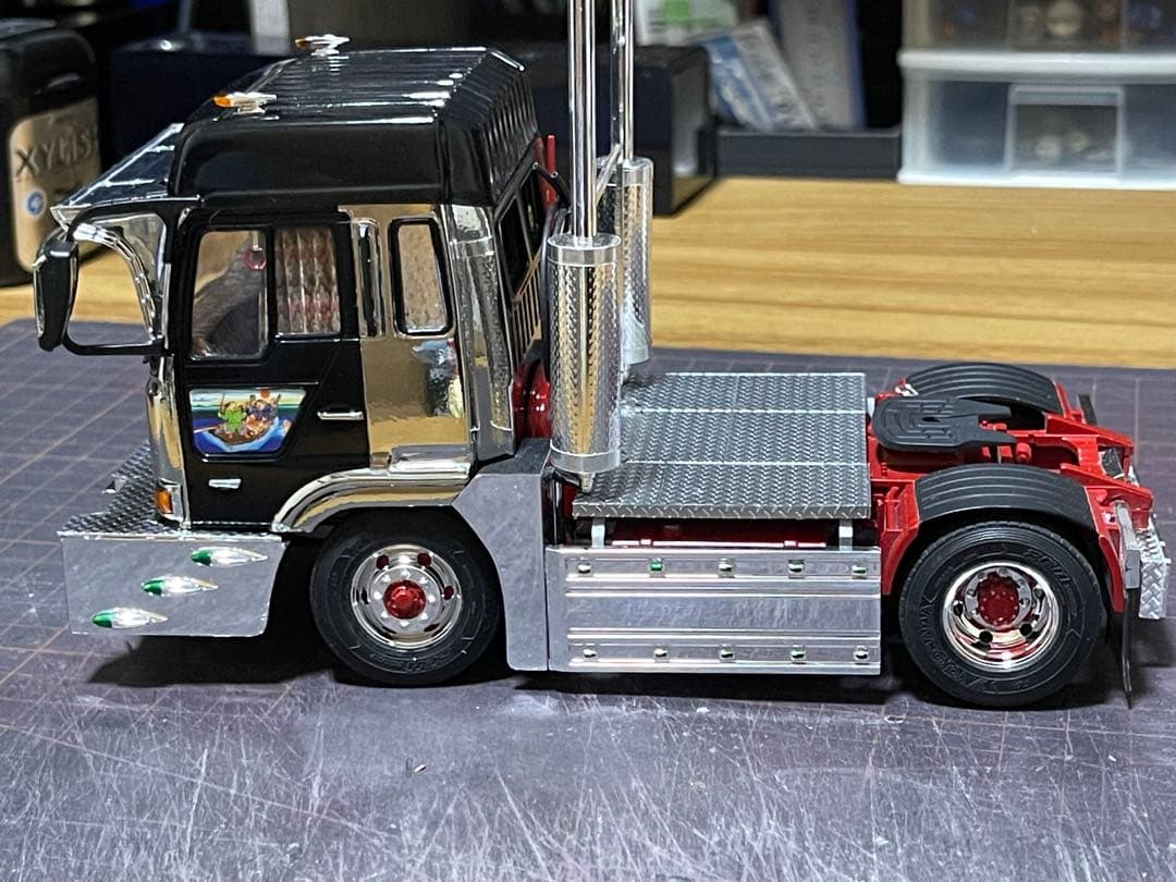 デコトラ‼️1/32 アオシマ製★プロフィア・トレーラーヘッド★完成品★