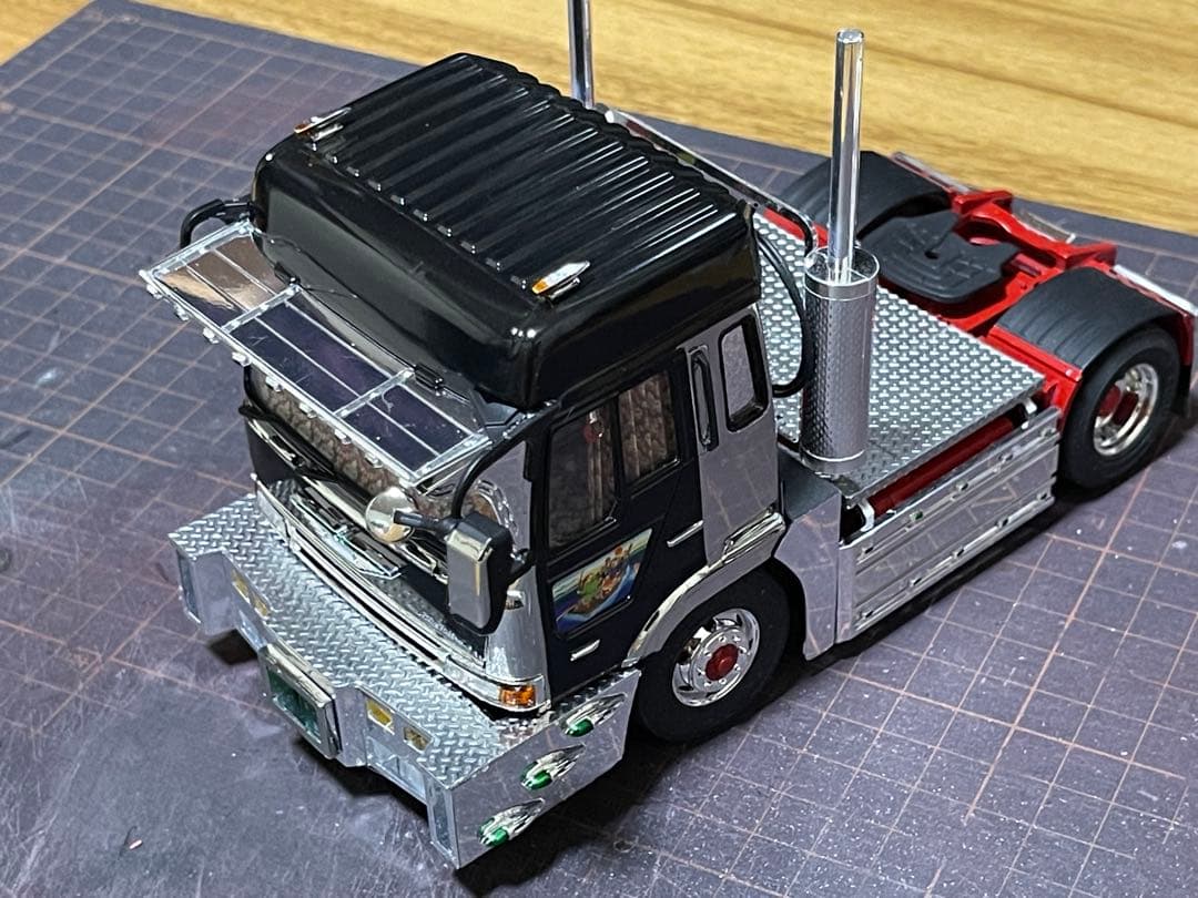 デコトラ‼️1/32 アオシマ製★プロフィア・トレーラーヘッド★完成品★