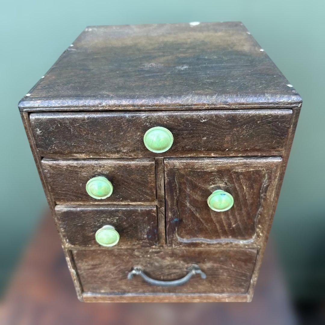 アンティーク　味があってとても素敵！木製 小引き出し