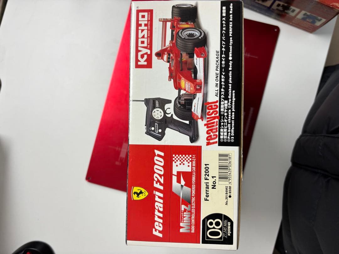 Kyosho Ferrari F2001 ミニカー