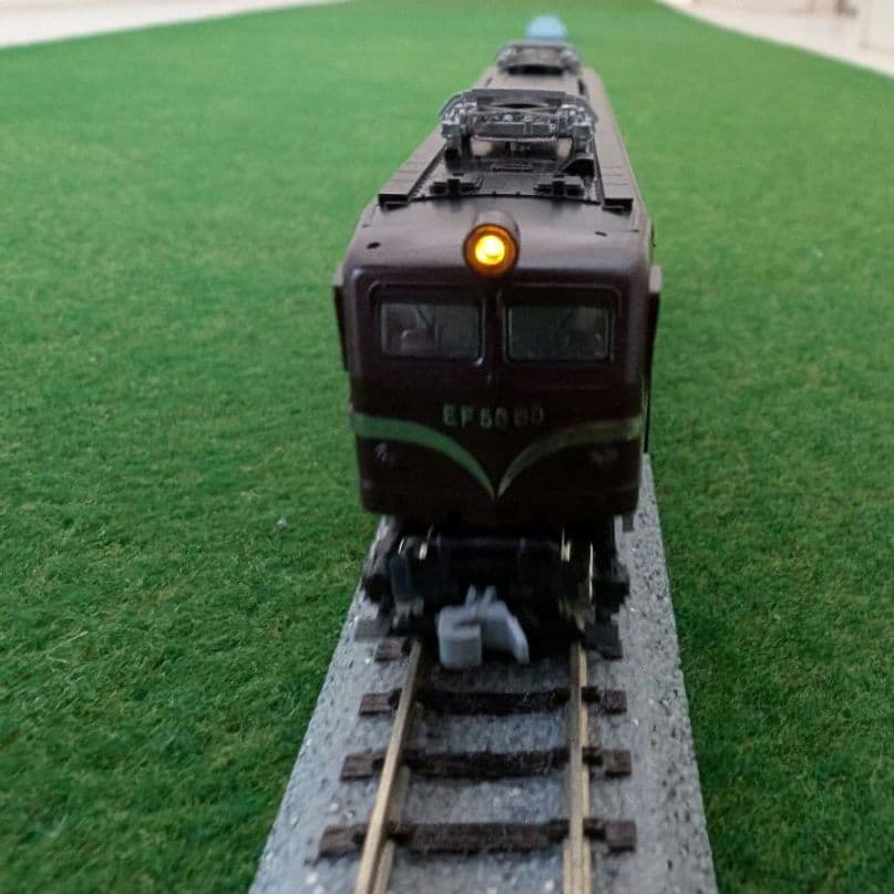 KATO　EF58 60　お召予備機　日章旗付き　3050